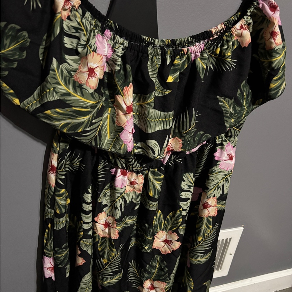 SHEIN Black Floral Off-Shoulder Dress